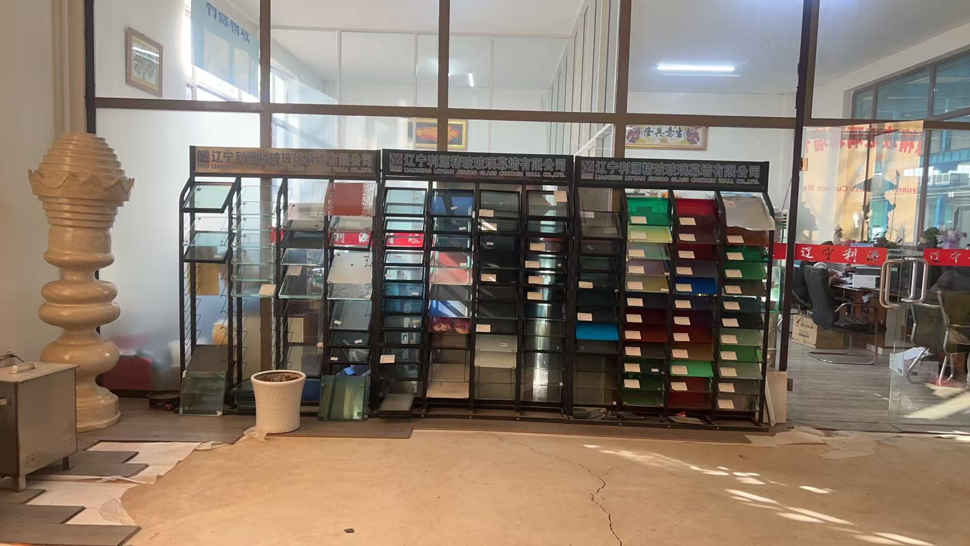 桂林市工程玻璃批量采购钢化玻璃 - 方案